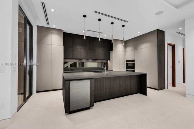 4231 SW 11th St, Miami, FL 33134