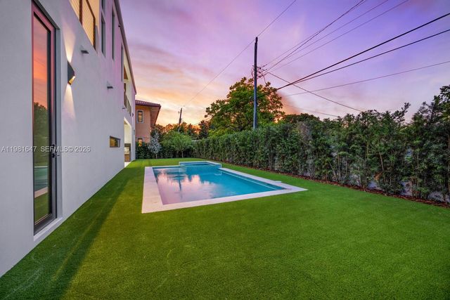 4231 SW 11th St, Miami, FL 33134