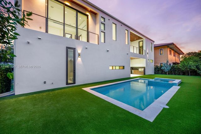 4231 SW 11th St, Miami, FL 33134