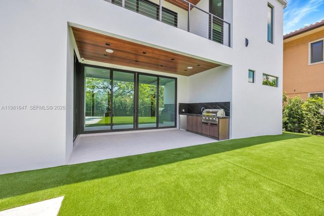 4231 SW 11th St, Miami, FL 33134