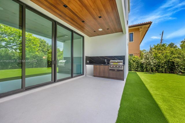 4231 SW 11th St, Miami, FL 33134