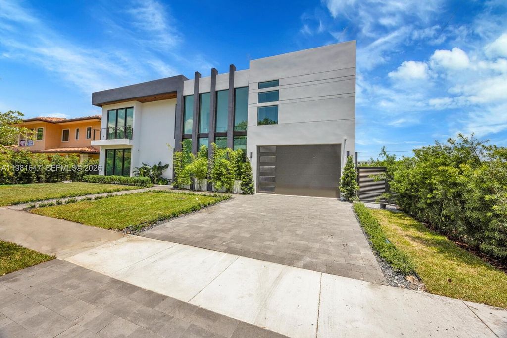 4231 SW 11th St, Miami, FL 33134