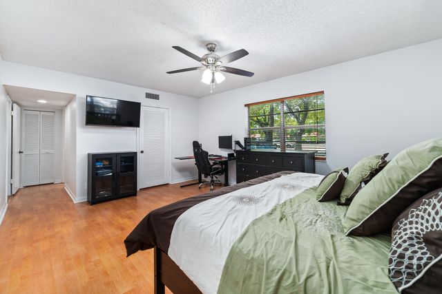 8968 W Sample Road 101, Coral Springs, FL 33065