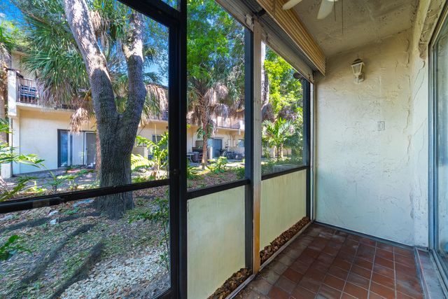 8968 W Sample Road 101, Coral Springs, FL 33065