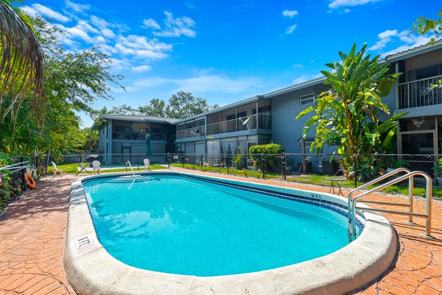 8968 W Sample Road 101, Coral Springs, FL 33065