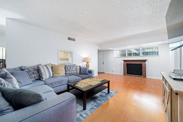8968 W Sample Road 101, Coral Springs, FL 33065