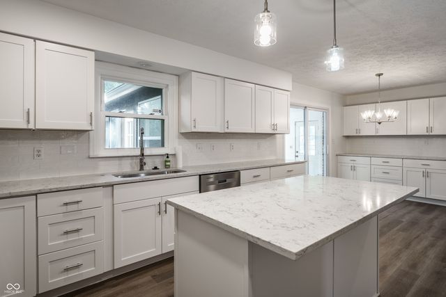 7313 Highburry Drive, Indianapolis, IN 46256