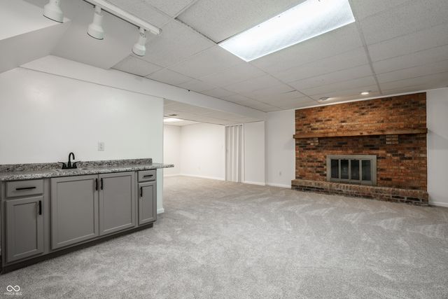 7313 Highburry Drive, Indianapolis, IN 46256