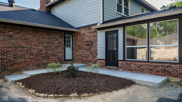 7313 Highburry Drive, Indianapolis, IN 46256