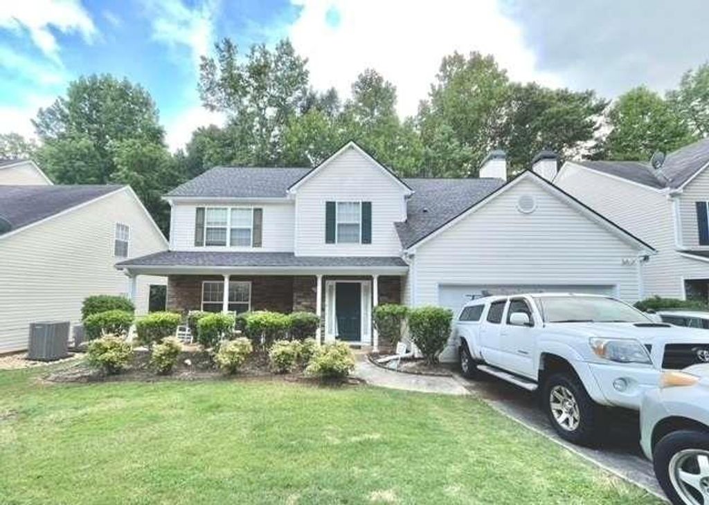 2782 Wynhaven Oaks Way, Lawrenceville, GA 30043