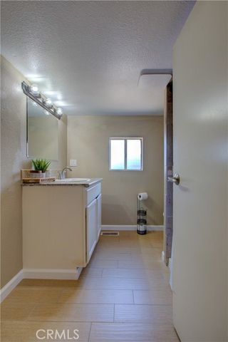 431 S Laurel Street, Turlock, CA 95380