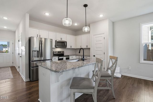 263 Maidenhair Place, Clayton, NC 27520