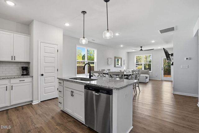 263 Maidenhair Place, Clayton, NC 27520