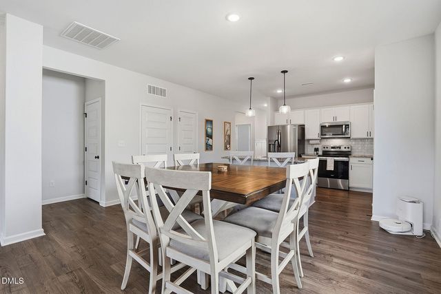 263 Maidenhair Place, Clayton, NC 27520