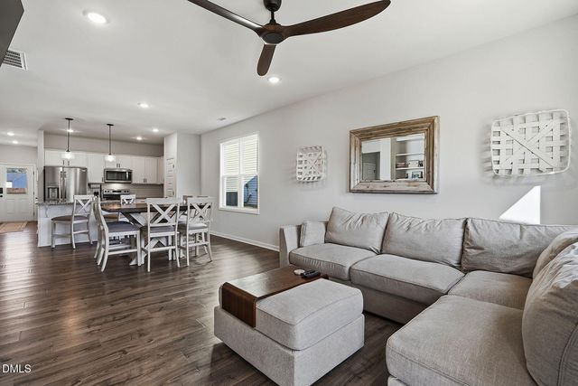 263 Maidenhair Place, Clayton, NC 27520