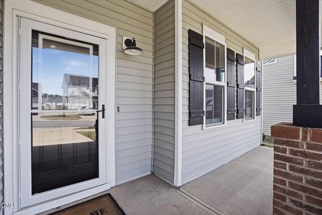 263 Maidenhair Place, Clayton, NC 27520