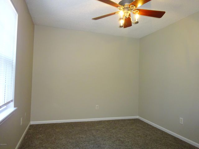 971 W Pueblo Drive, Jacksonville, NC 28546