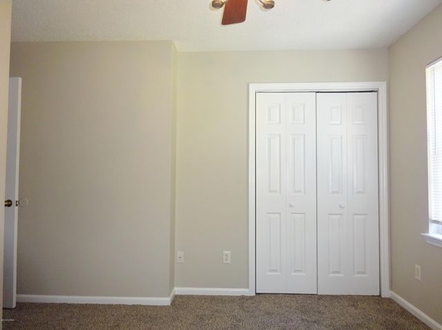 971 W Pueblo Drive, Jacksonville, NC 28546