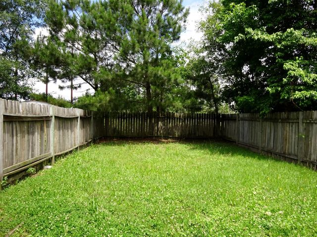 971 W Pueblo Drive, Jacksonville, NC 28546