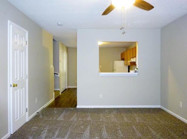 971 W Pueblo Drive, Jacksonville, NC 28546