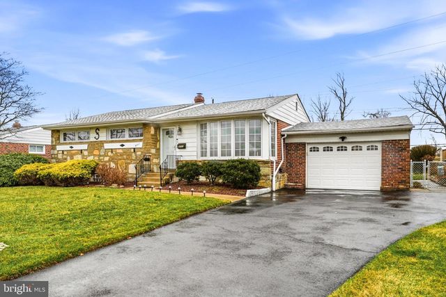 9711 DEDAKER ST, Philadelphia, PA 19115