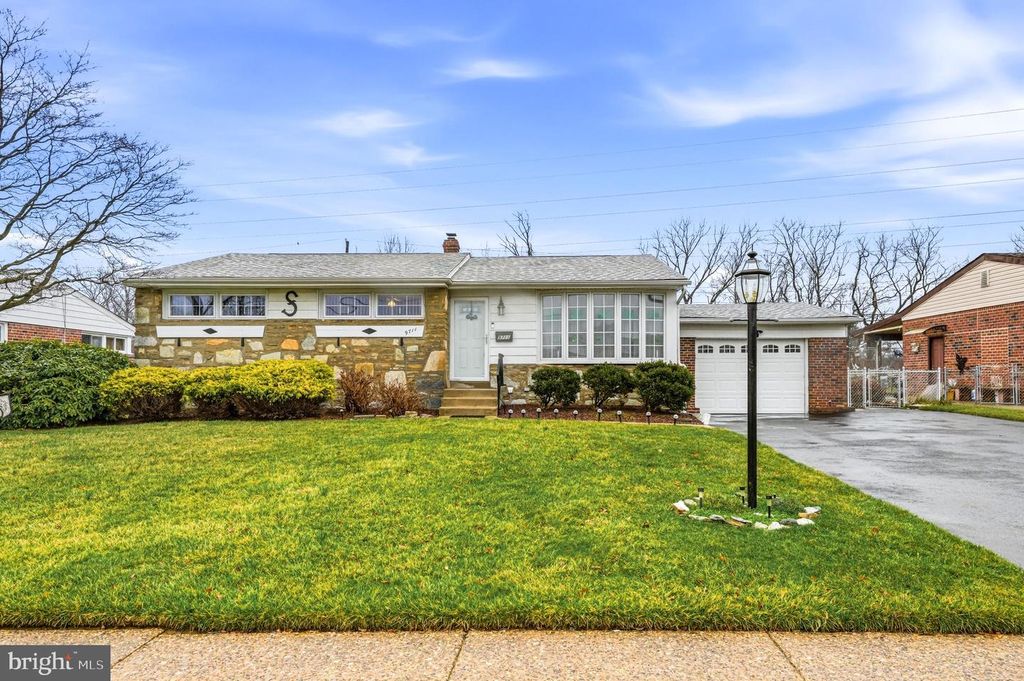 9711 DEDAKER ST, Philadelphia, PA 19115