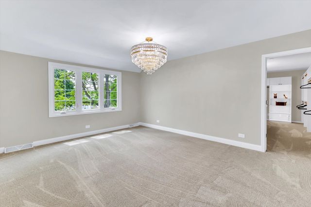 967 W Bauer Road, Naperville, IL 60563