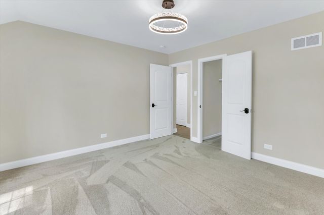 967 W Bauer Road, Naperville, IL 60563