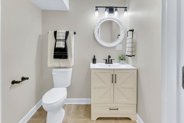 967 W Bauer Road, Naperville, IL 60563