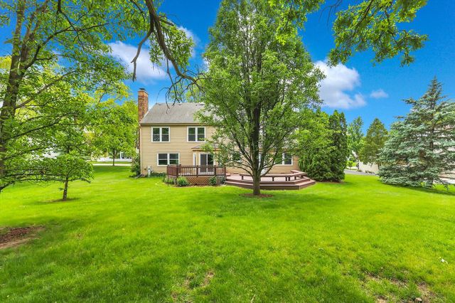 967 W Bauer Road, Naperville, IL 60563