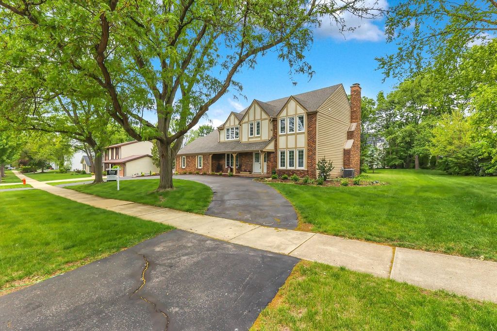 967 W Bauer Road, Naperville, IL 60563