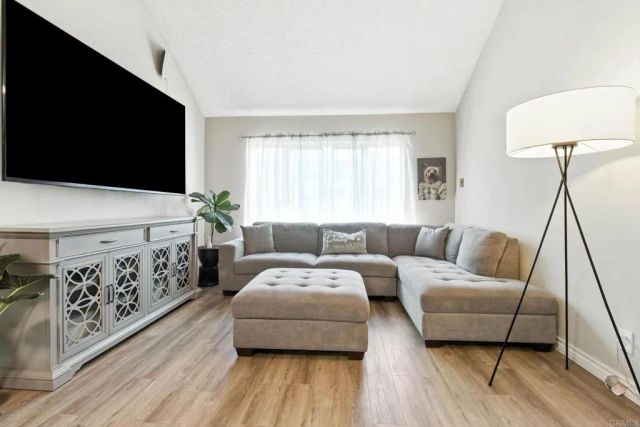 465 Fourth Avenue 14, Chula Vista, CA 91910