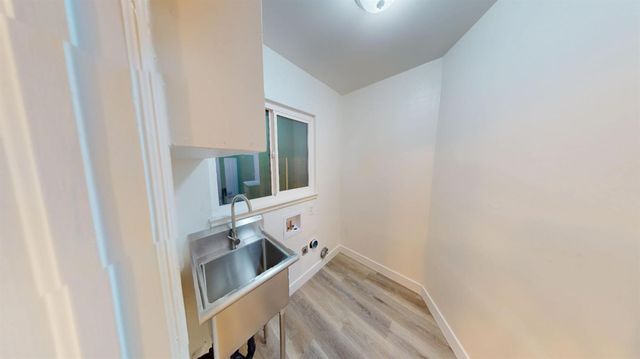 1536 W University Avenue, Fresno, CA 93705