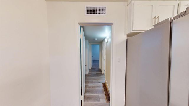 1536 W University Avenue, Fresno, CA 93705