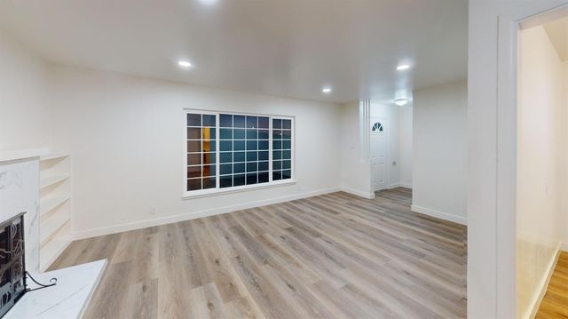 1536 W University Avenue, Fresno, CA 93705