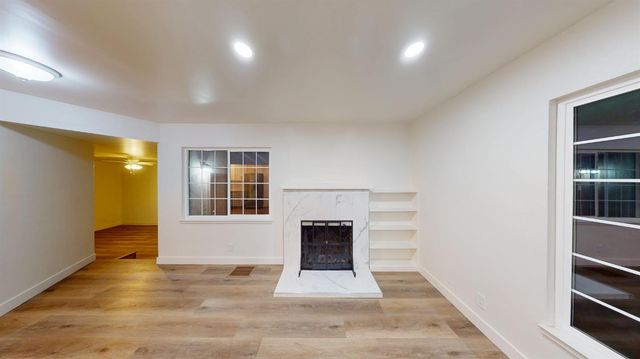 1536 W University Avenue, Fresno, CA 93705