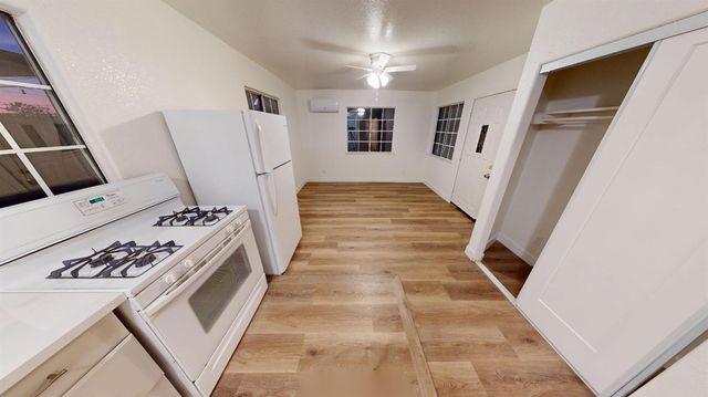 1536 W University Avenue, Fresno, CA 93705