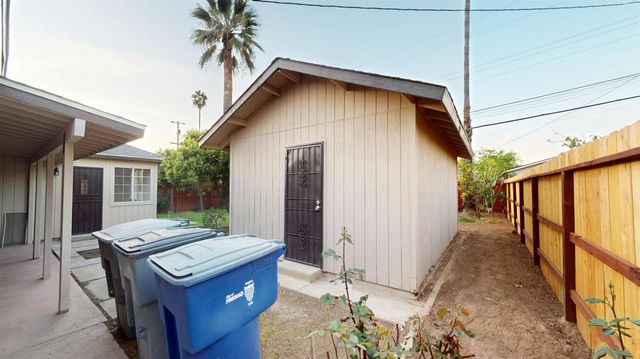 1536 W University Avenue, Fresno, CA 93705