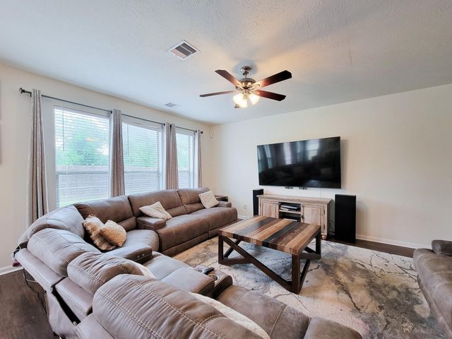 5046 Longlane Drive, Houston, TX 77084