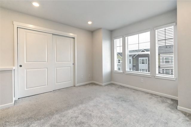 19332 NE 69th Circle, Redmond, WA 98052
