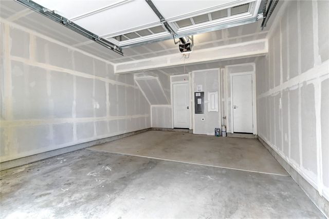 19332 NE 69th Circle, Redmond, WA 98052