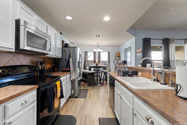 637 Planters Pass, Schertz, TX 78154