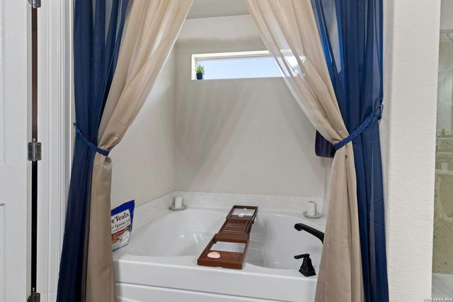 637 Planters Pass, Schertz, TX 78154