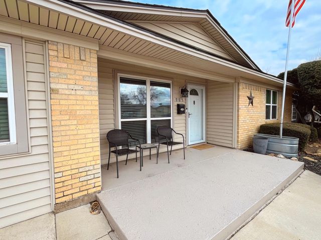 905 Miranda Drive, Mesquite, TX 75149