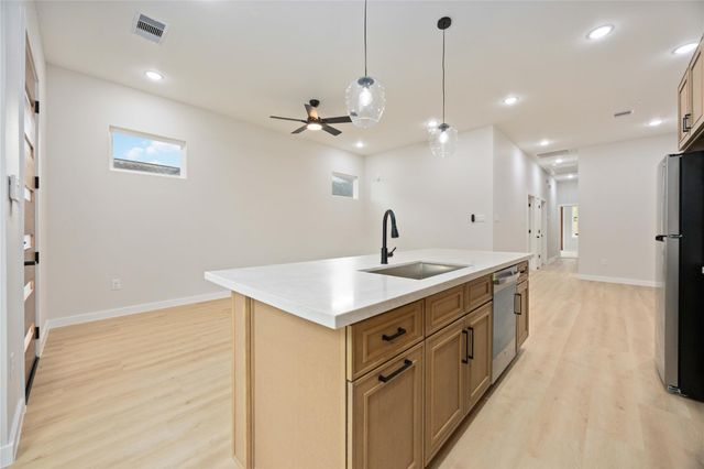 8110 Brandon Street A, Houston, TX 77051