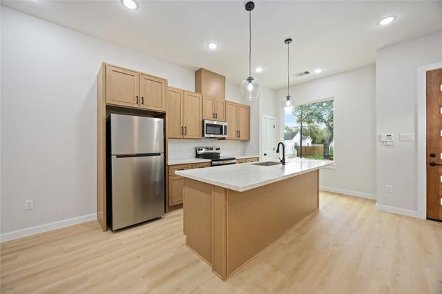 8110 Brandon Street A, Houston, TX 77051