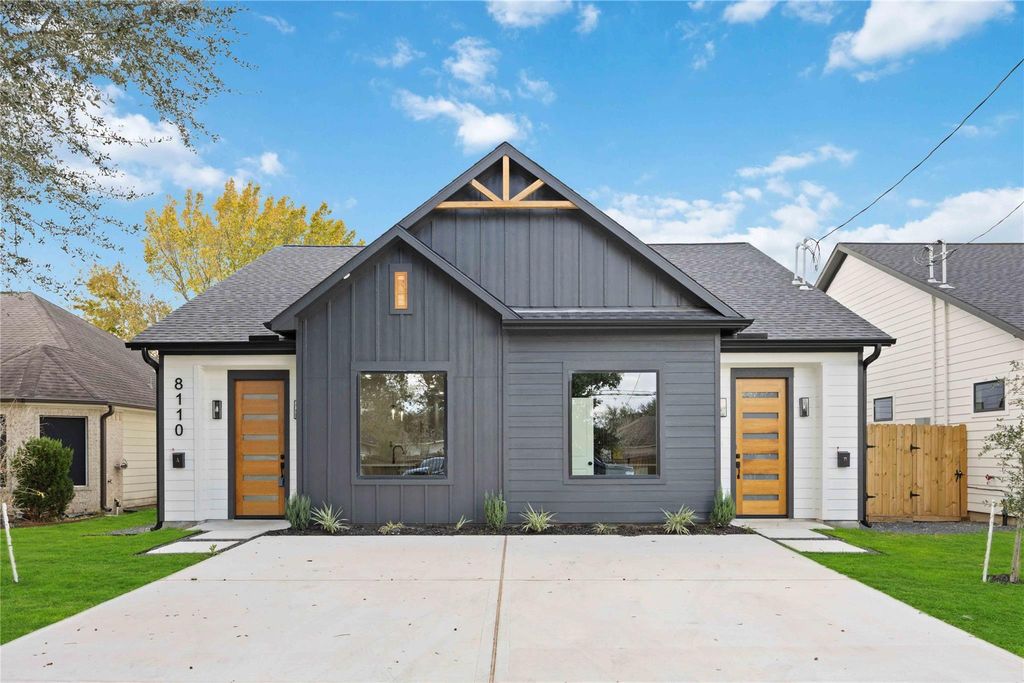 8110 Brandon Street A, Houston, TX 77051