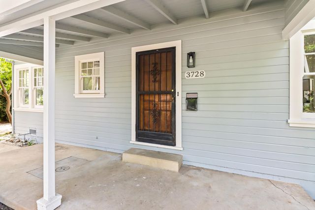 3728 62nd St, Sacramento, CA 95820