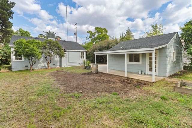 3728 62nd St, Sacramento, CA 95820