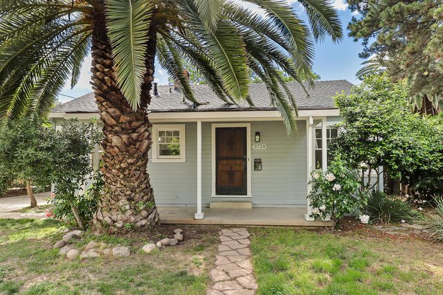 3728 62nd St, Sacramento, CA 95820